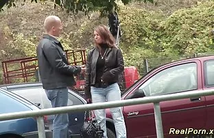 XXX بانوی فرتس روی مبل. عكس كير در كس