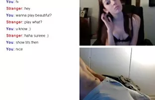 XXX جوجه 55 ساله با مرد سیاه لعنتی است. عکسسکسی کیر