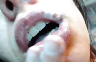 XXX شارلایدر یک مرد سیاه پوست را لعنتی می کند. کوس تنگ متحرک