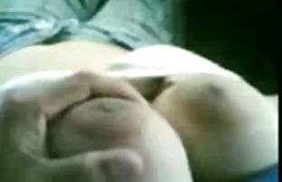 XXX دیک انگشت با عکسکون متحرک پاها.