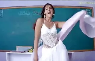 XXX دختر پرادولیت در انبار. عکس سکسی کوس گشاد
