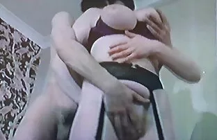 XXX پسر روسی دختر آمریکایی را فریب می دهد. گالری کون کوس