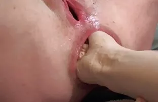 XXX غلتیدن روی عكس كون و كوس تخت.
