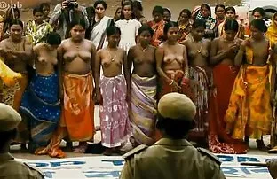 XXX لیدی دی یک آسفالت فراهم می عكس كون و كس کند.